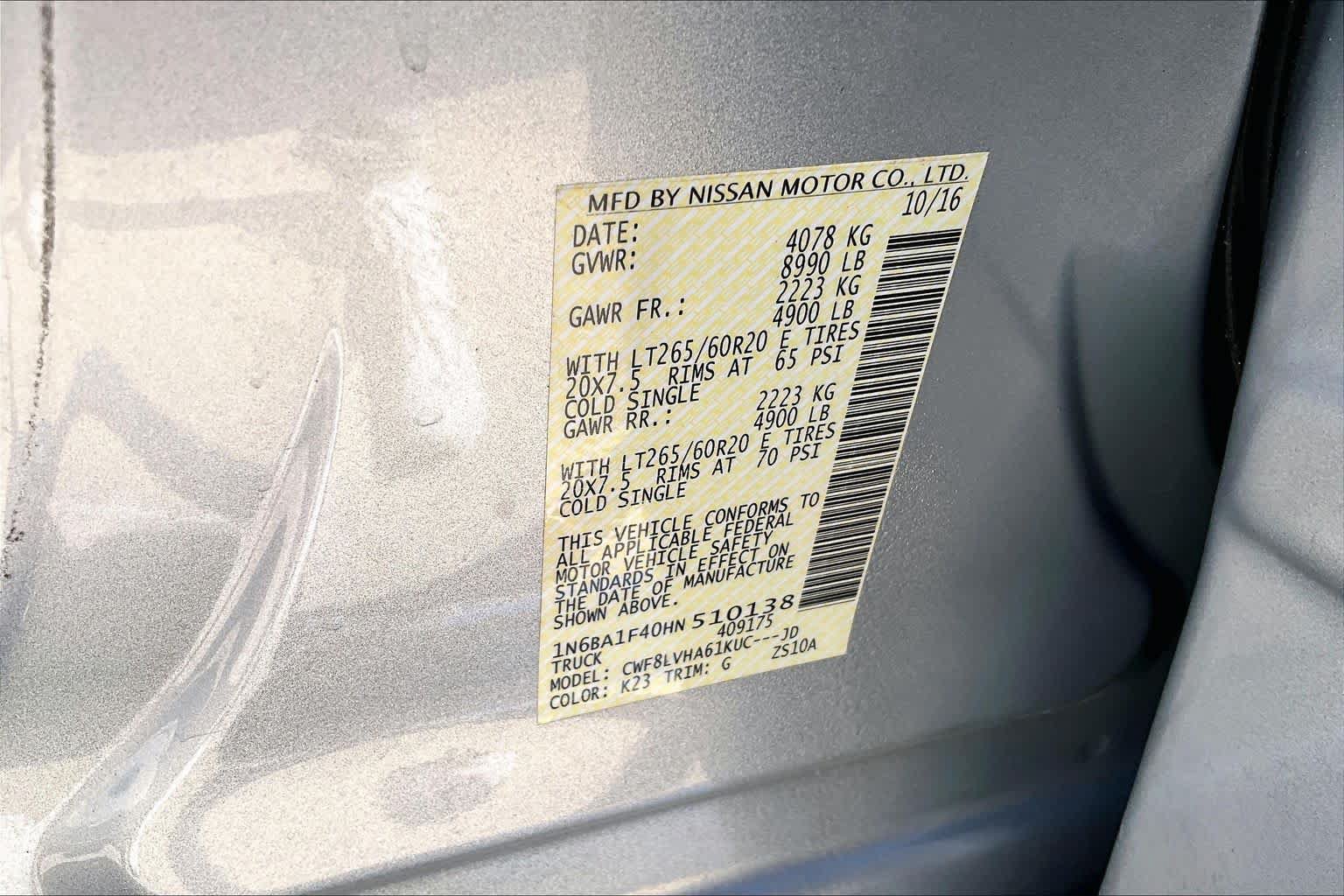 Used 2017 Nissan Titan SL AWD/4WD image 35