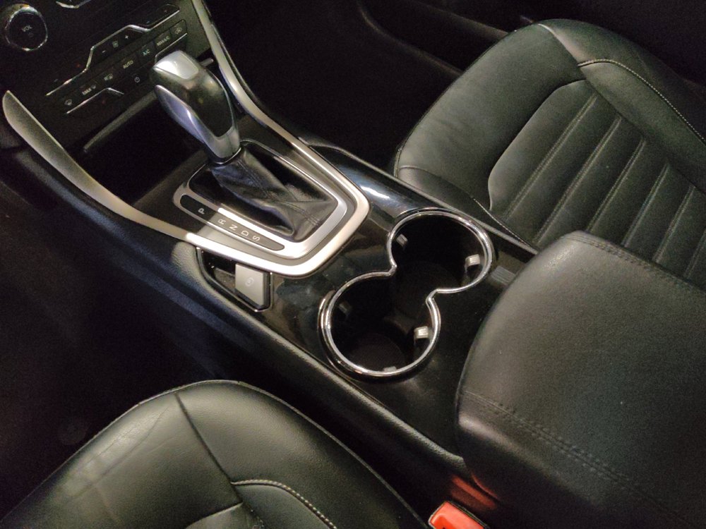 Used 2015 Ford Edge SEL w/ Equipment Group 201A image 26