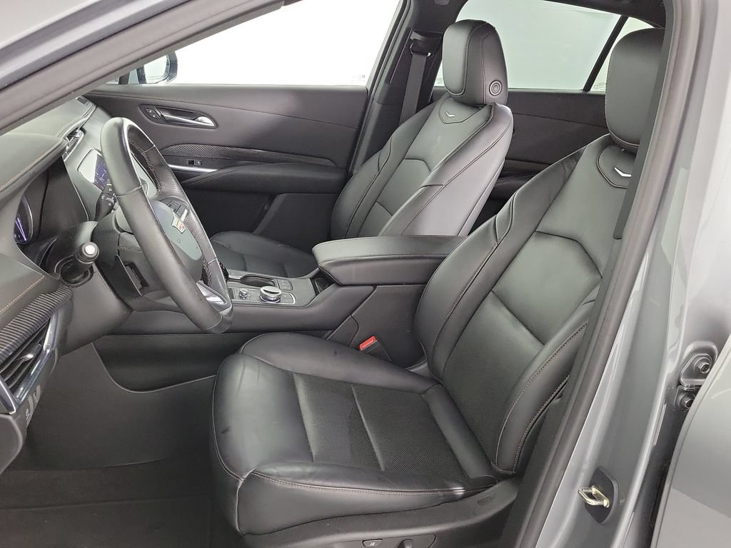 Used 2023 Cadillac XT4 Sport AWD/4WD image 18