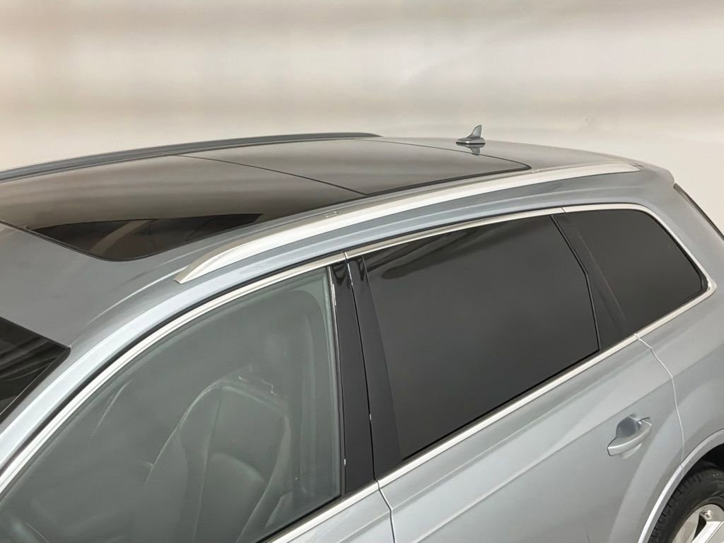 Used 2023 Audi Q7 2.0T Premium w/ Convenience Package image 24