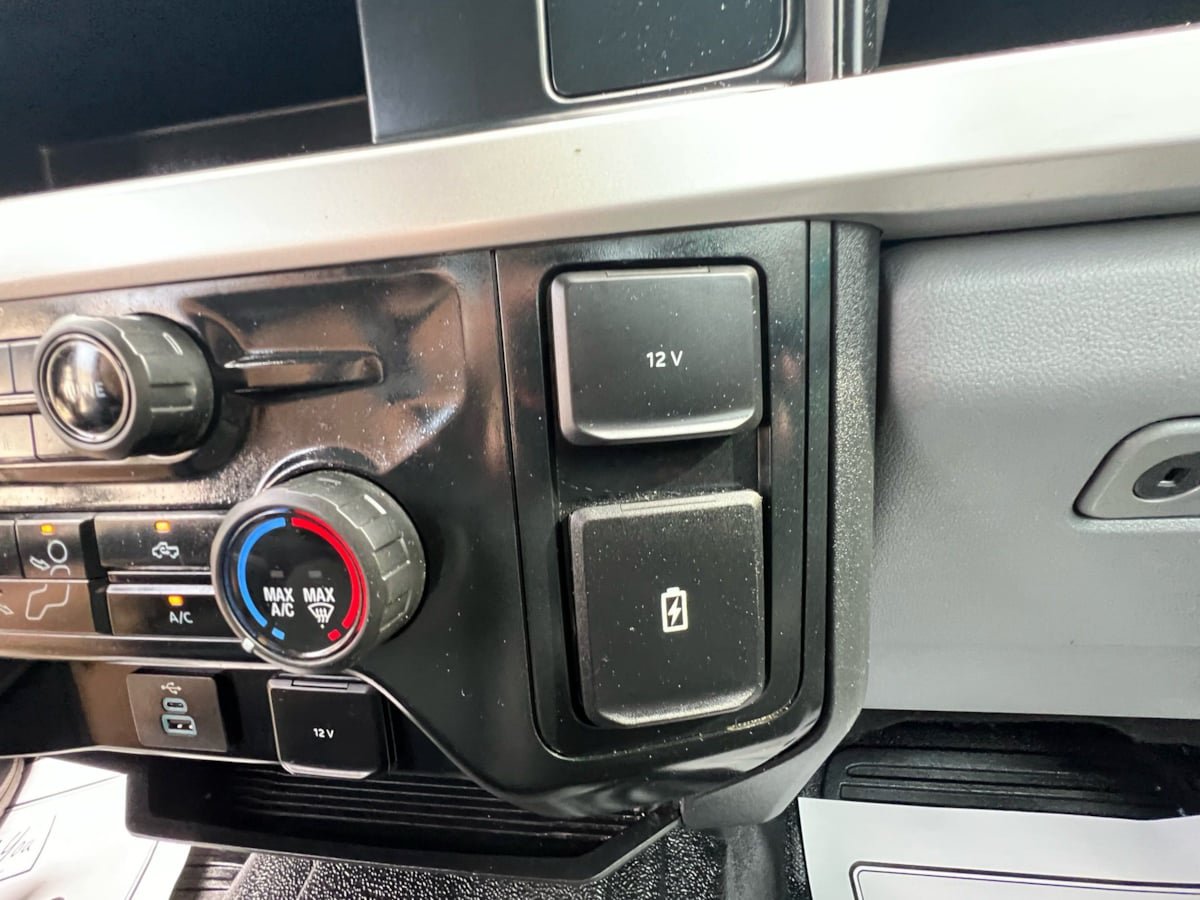 Used 2023 Ford F250 XL w/ 360-Degree Camera Package AWD/4WD image 21