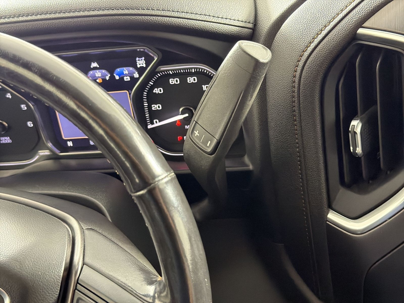 Used 2019 GMC Sierra 1500 AT4 w/ AT4 Premium Package AWD/4WD image 22