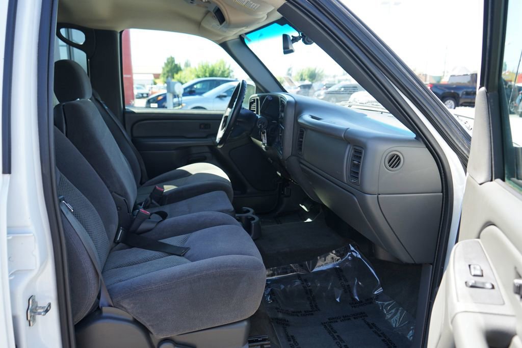 Used 2006 Chevrolet Silverado 1500 LT w/ Light Duty Power Package image 27