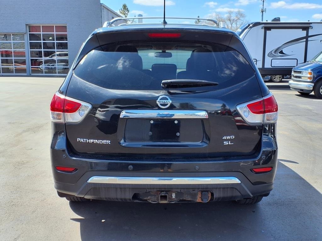 Used 2016 Nissan Pathfinder 4WD image 4