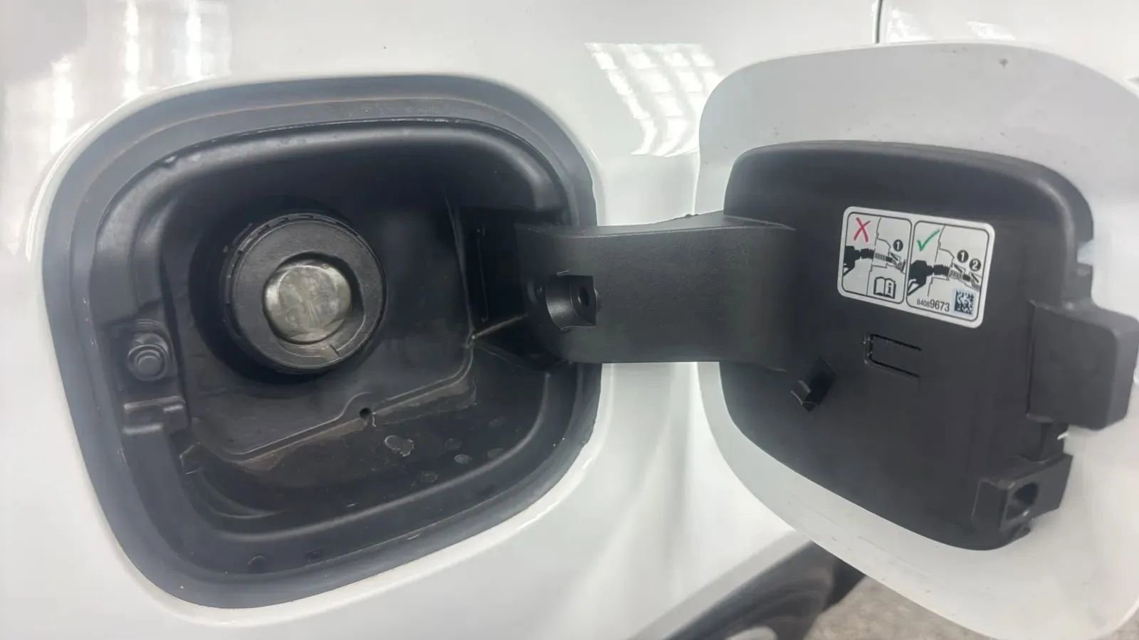 Used 2025 Chevrolet Malibu LT FWD image 31