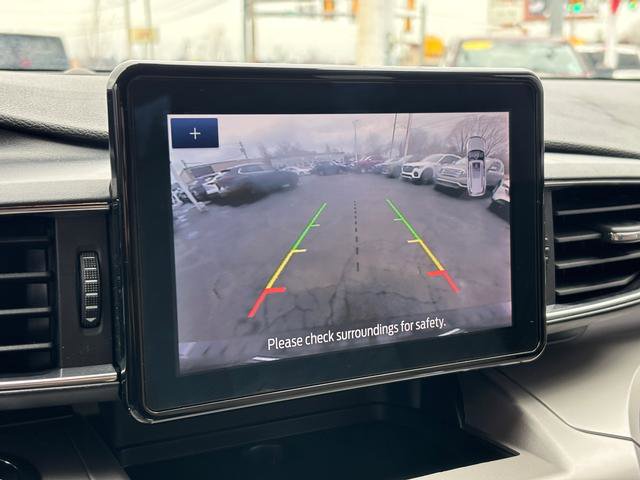 Used 2020 Ford Explorer XLT w/ Equipment Group 202A image 24