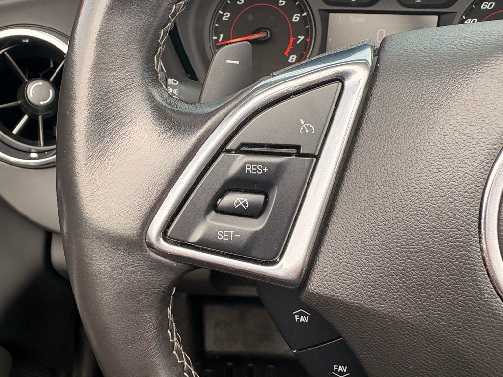 Used 2023 Chevrolet Camaro LT RWD image 18