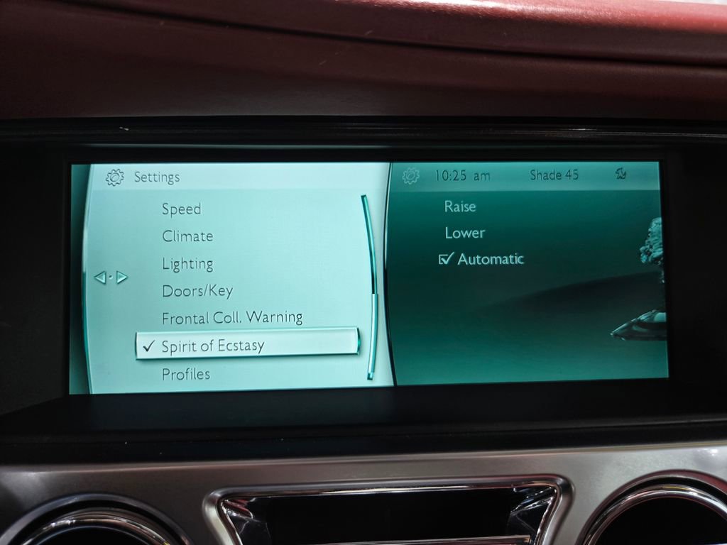 Used 2015 Rolls-Royce Wraith RWD image 24