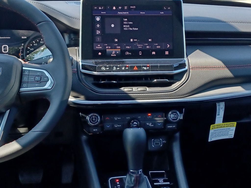New 2026 Jeep Compass Trailhawk AWD/4WD image 30