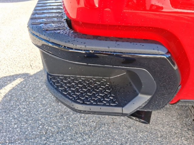 New 2026 Chevrolet Silverado 1500 Custom Trail Boss w/ Dark Appearance Package image 15