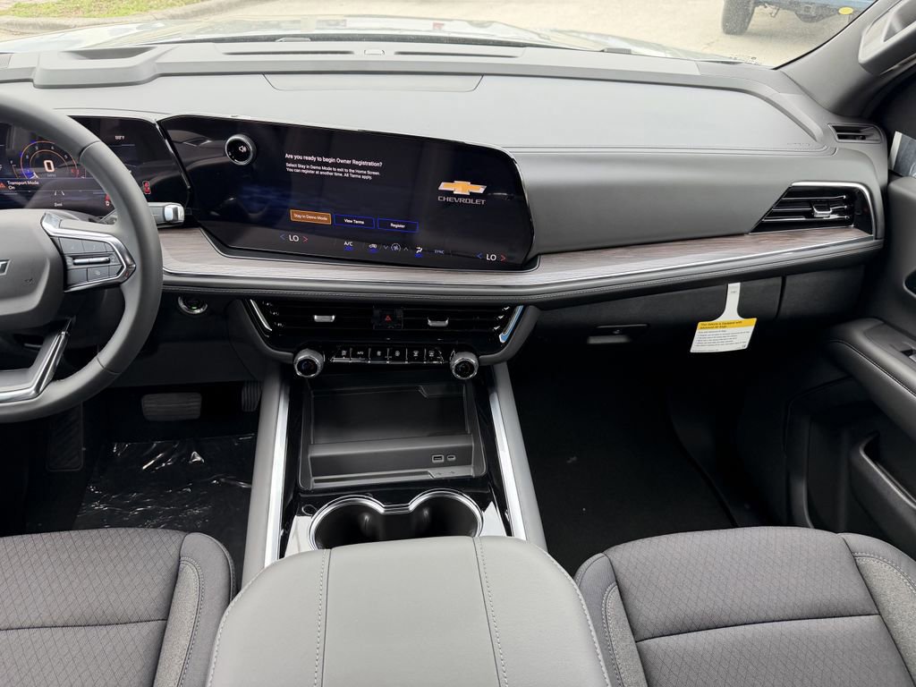 New 2026 Chevrolet Suburban LS RWD image 13