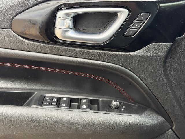 Used 2022 Jeep Compass Trailhawk w/ Trailhawk Elite Group AWD/4WD image 23