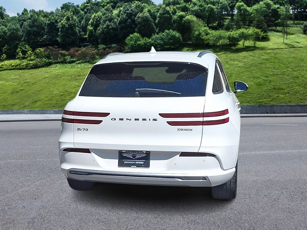 Used 2025 Genesis Electrified GV70 Advanced image 3