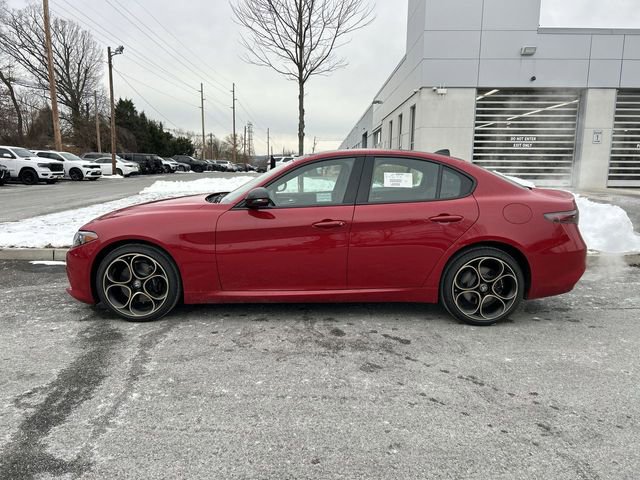 New 2025 Alfa Romeo Giulia AWD w/ Driving Assist Package image 5