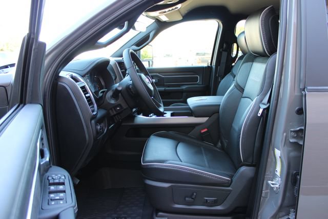 New 2026 RAM 3500 Laramie w/ Night Edition AWD/4WD image 17