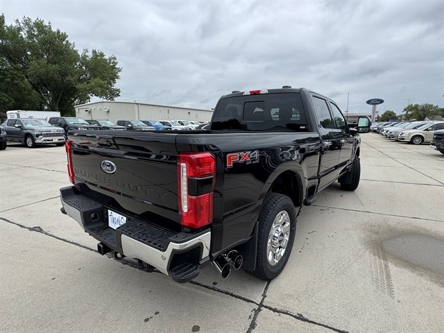 New 2025 Ford F250 Lariat w/ Lariat Ultimate Package image 4