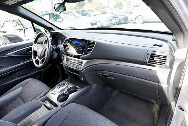 Used 2021 Honda Passport Sport image 10