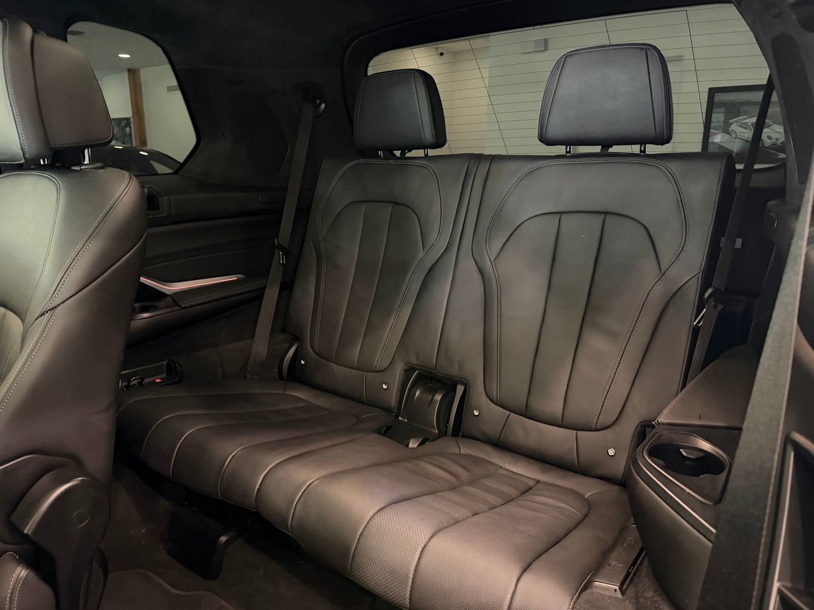 Used 2022 BMW X7 xDrive40i w/ M Sport Package image 8