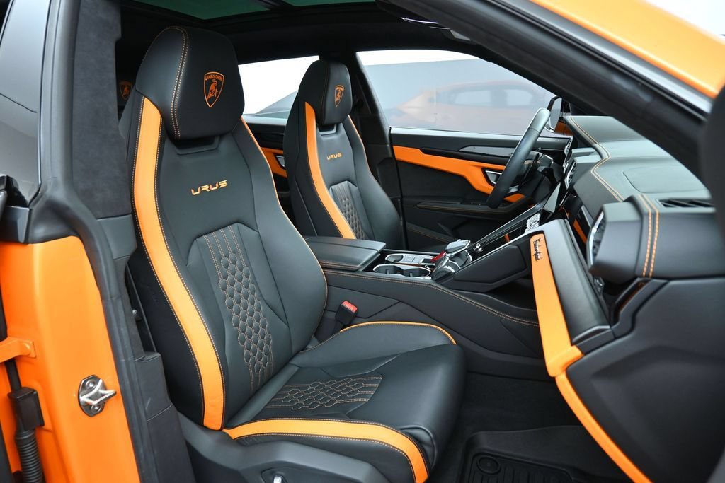 Used 2023 Lamborghini Urus S AWD/4WD image 32