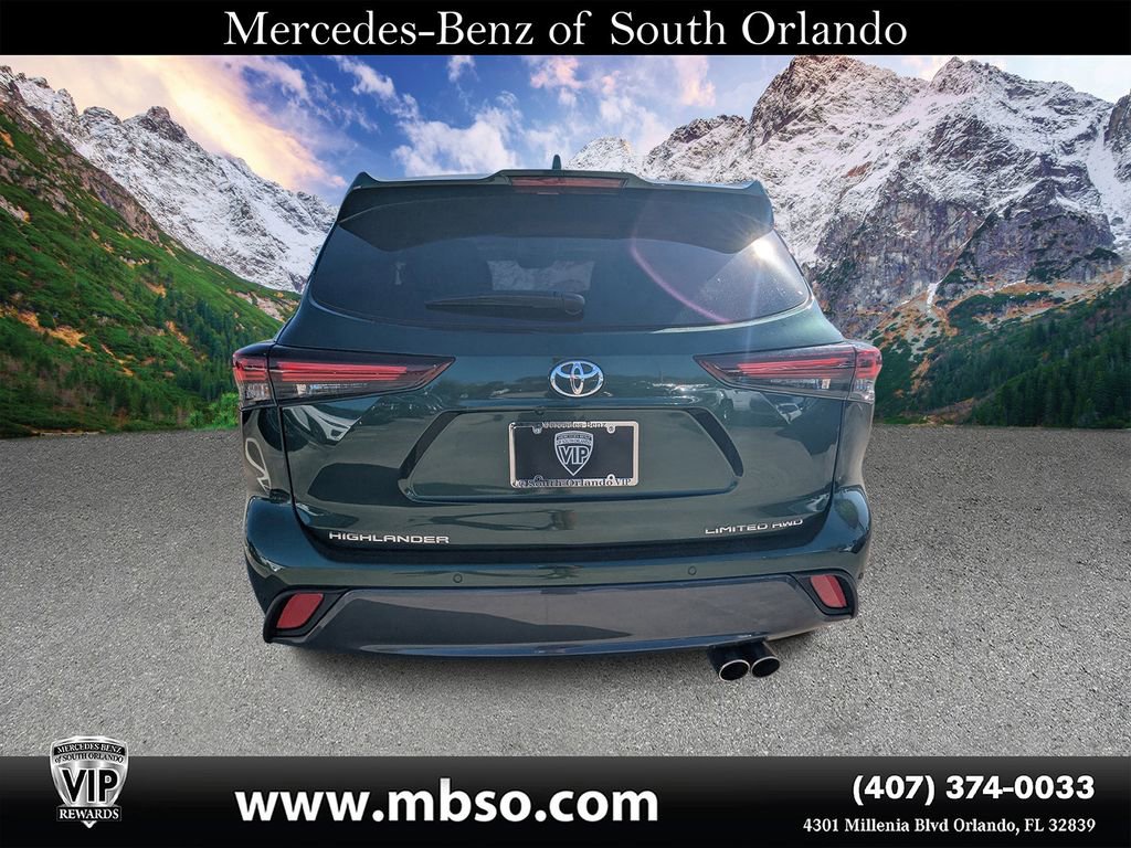 Used 2024 Toyota Highlander Limited image 21