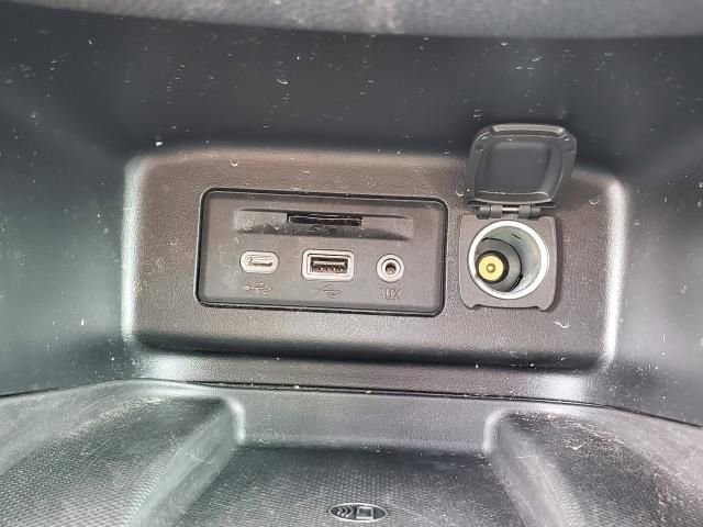 Used 2022 Chevrolet Equinox Premier image 27