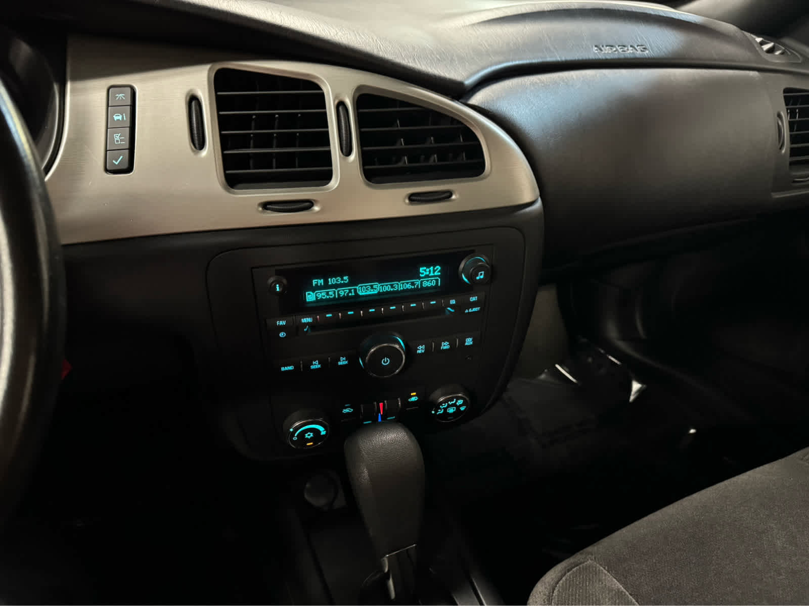 Used 2007 Chevrolet Monte Carlo LT image 14