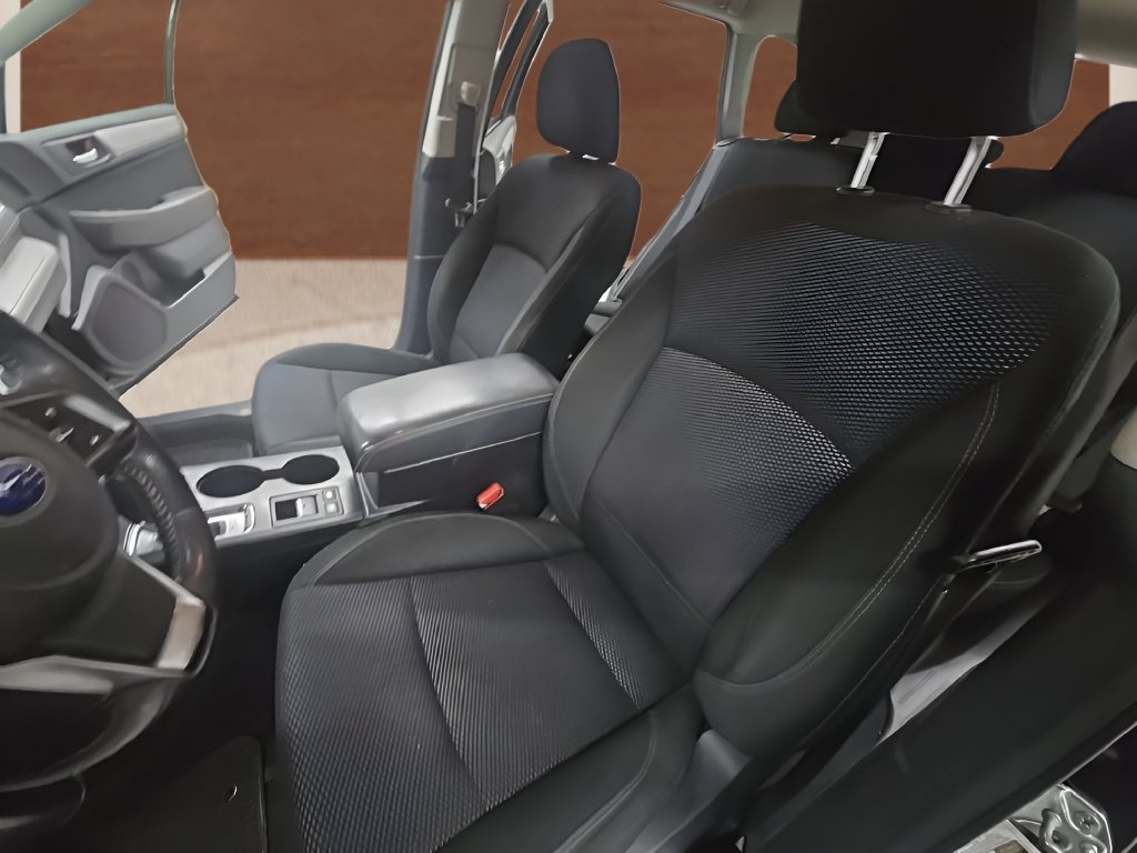 Used 2019 Subaru Outback 2.5i Premium AWD/4WD image 15