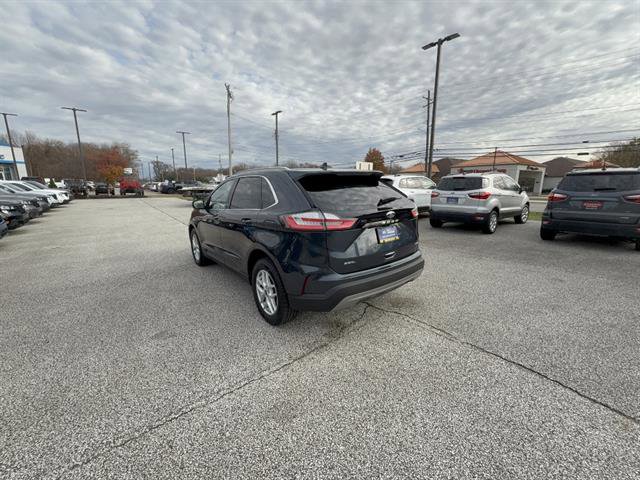 Certified 2022 Ford Edge SEL w/ Convenience Package AWD/4WD image 3