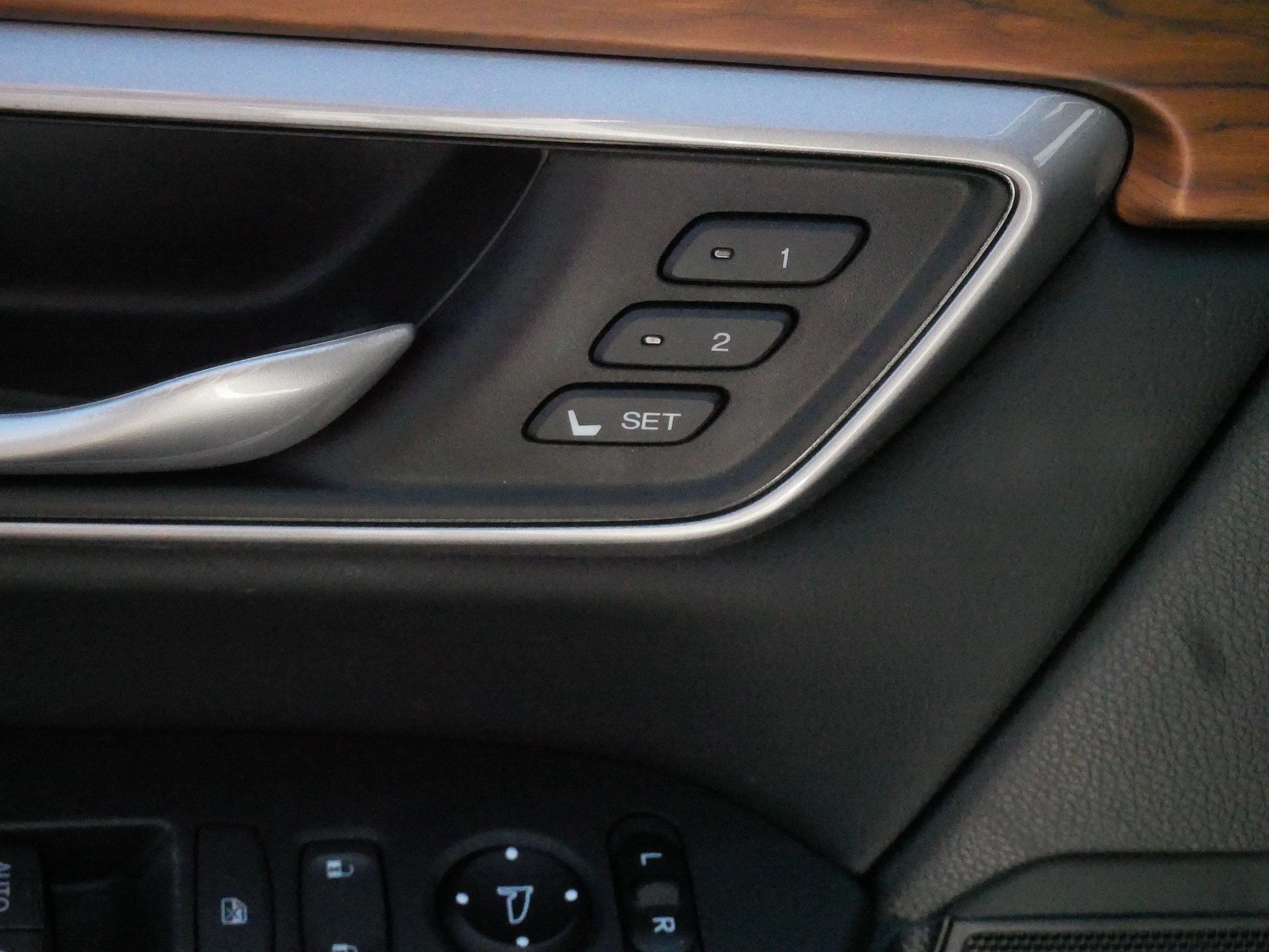 Used 2017 Honda CR-V EX-L image 19
