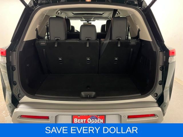 Used 2024 Nissan Pathfinder Platinum w/ Cargo Package FWD image 7