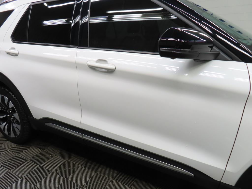 Used 2025 Ford Explorer Platinum w/ LUX Leather Package AWD/4WD image 41
