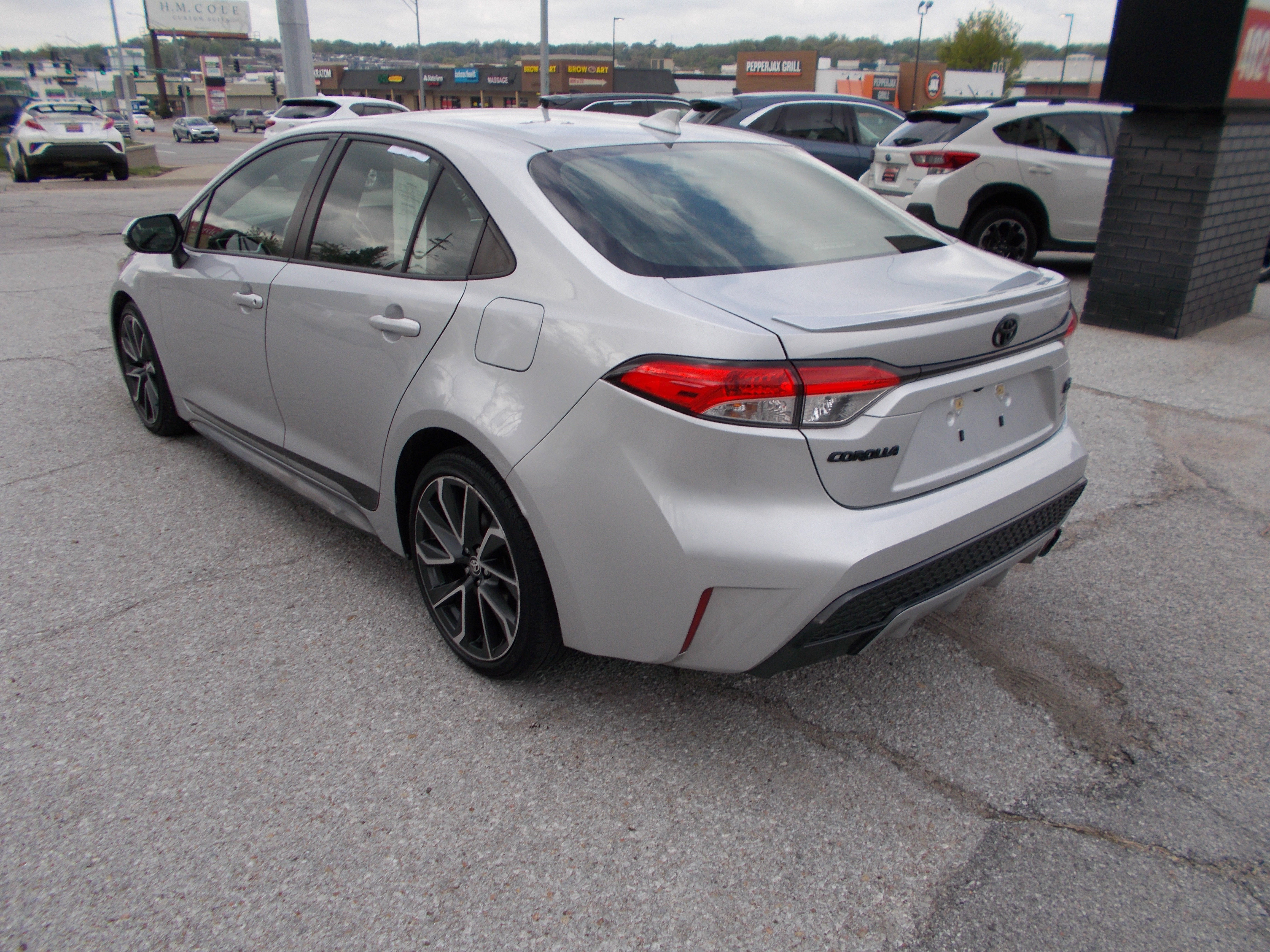Used 2022 Toyota Corolla SE FWD image 7