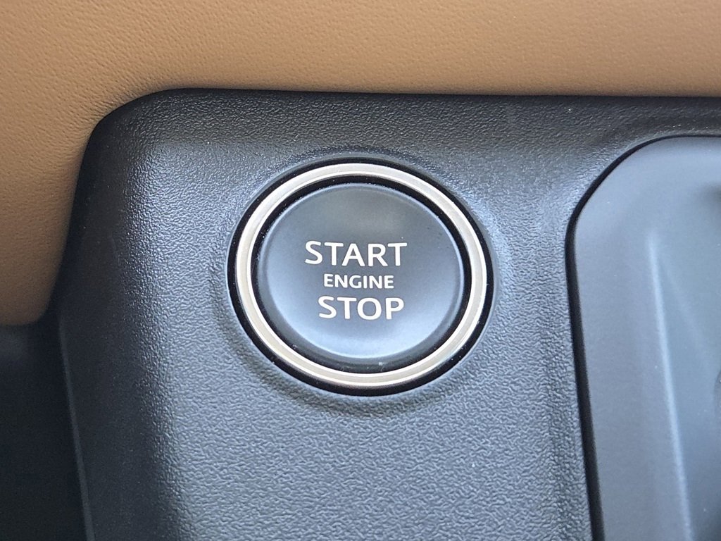 Used 2024 Land Rover Defender 110 X-Dynamic SE image 23