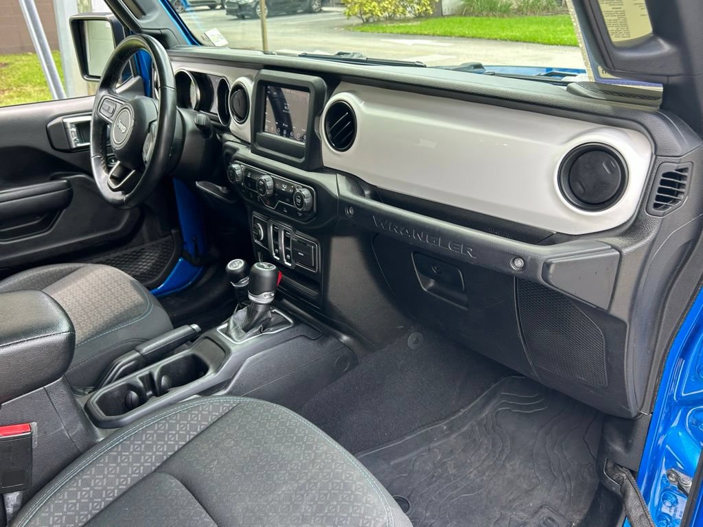 Used 2021 Jeep Wrangler Sport AWD/4WD image 38