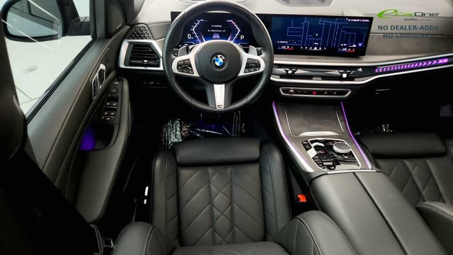 Used 2025 BMW X5 xDrive40i w/ M Sport Package AWD/4WD image 53