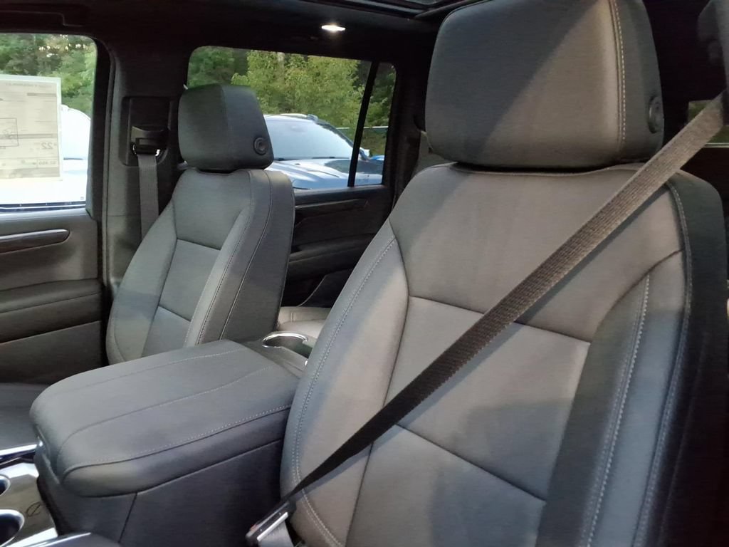 New 2026 Chevrolet Suburban LT w/ Comfort Package AWD/4WD image 11