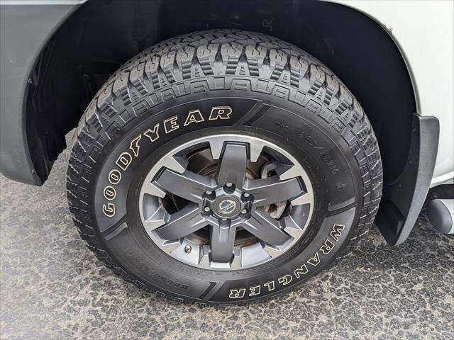 Used 2015 Nissan Xterra PRO-4X w/ Pro-4x Leather Package AWD/4WD image 8