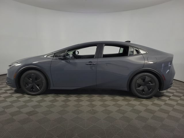 New 2026 Toyota Prius Plug-In Hybrid FWD image 4