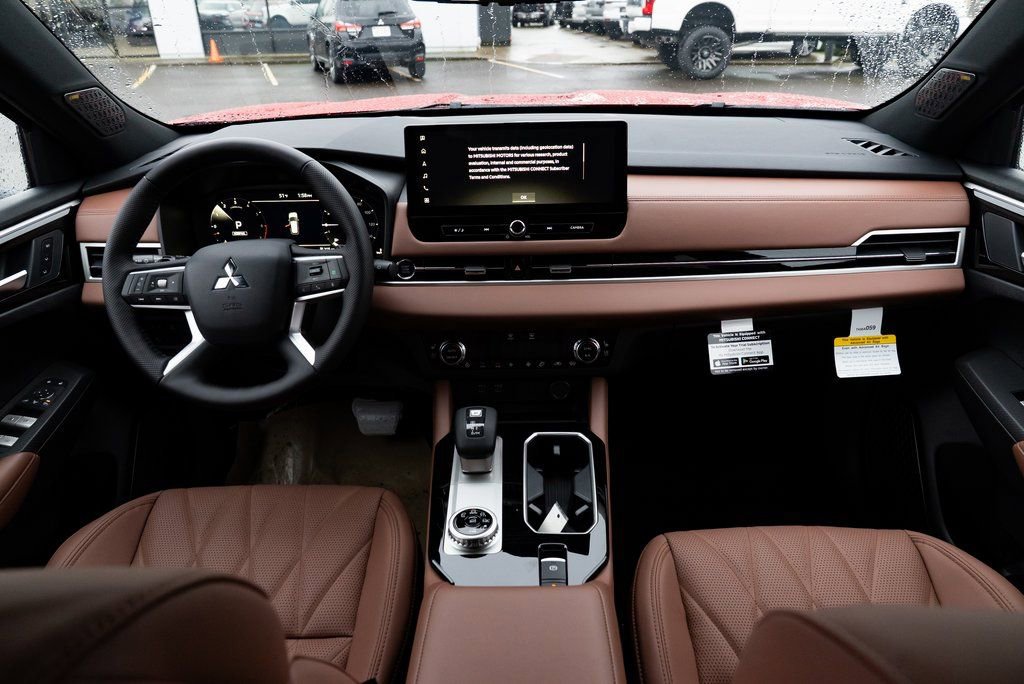 New 2026 Mitsubishi Outlander SEL image 8