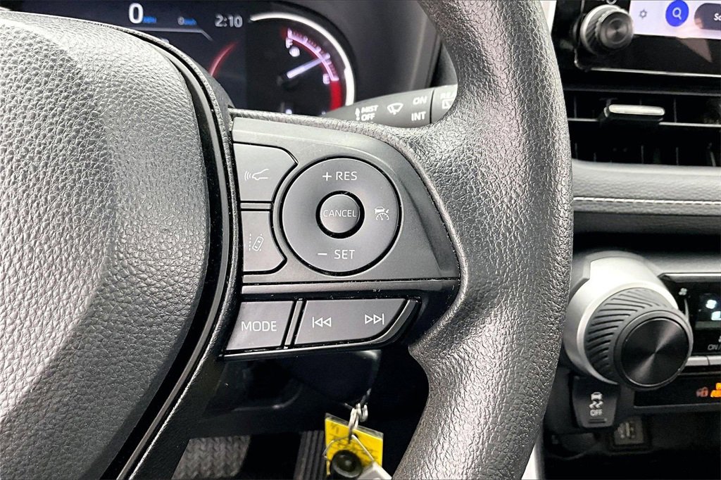 Used 2024 Toyota RAV4 LE image 19