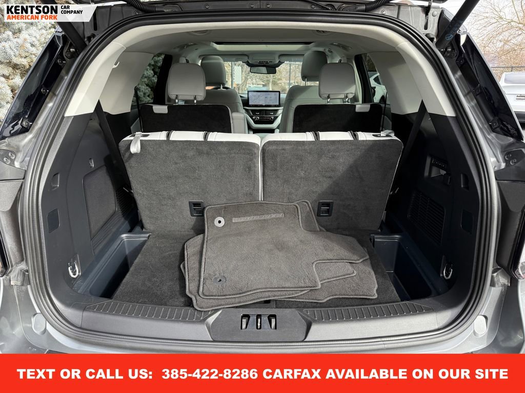 Used 2025 Ford Explorer Platinum w/ LUX Leather Package image 35