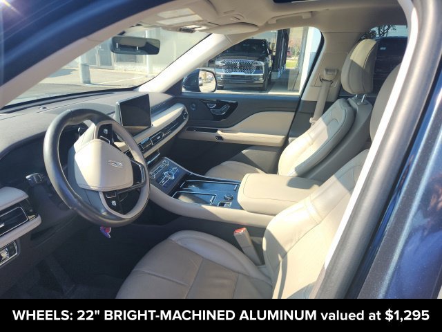 Used 2023 Lincoln Aviator Reserve w/ Equipment Group 201A AWD/4WD image 7