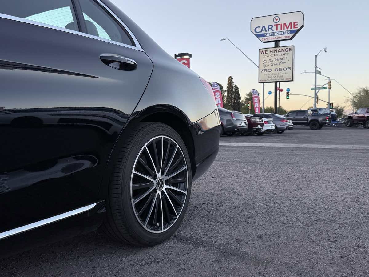 Used 2021 Mercedes-Benz C 300 Sedan image 23