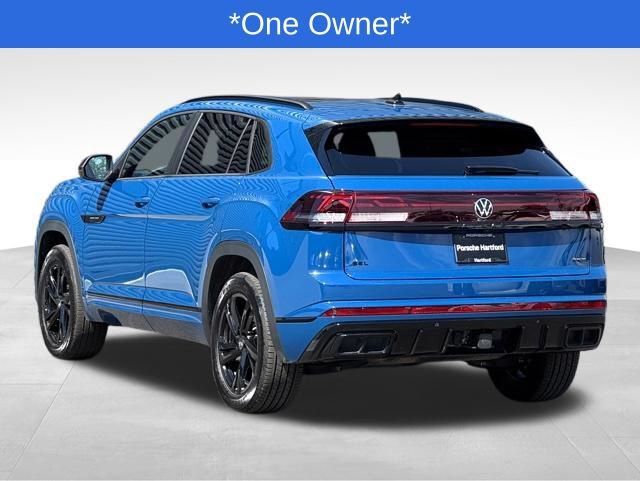 Used 2025 Volkswagen Atlas Cross Sport SEL R-Line AWD/4WD image 3