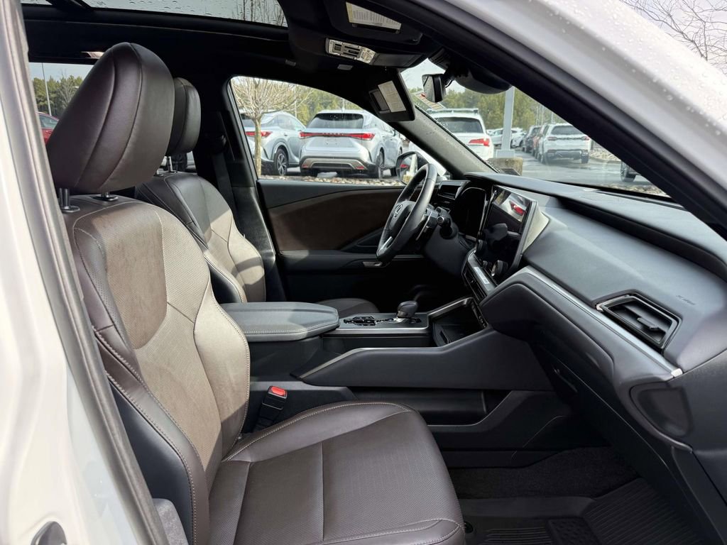 Used 2024 Lexus TX 350 AWD w/ Captains Chair Package image 14