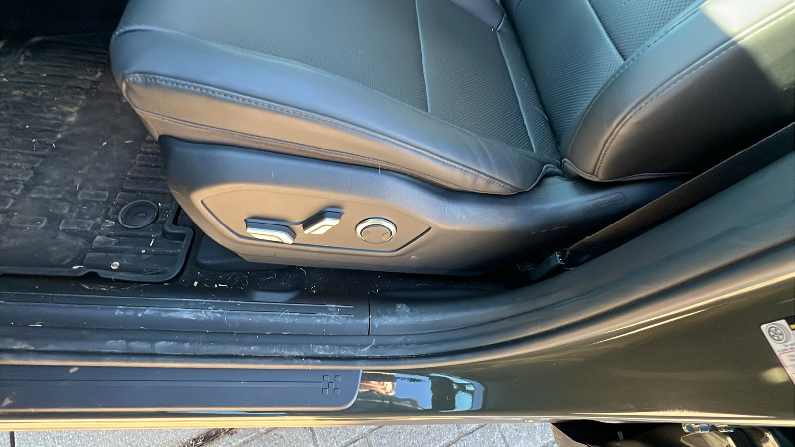 Used 2025 Hyundai Santa Fe SEL image 17