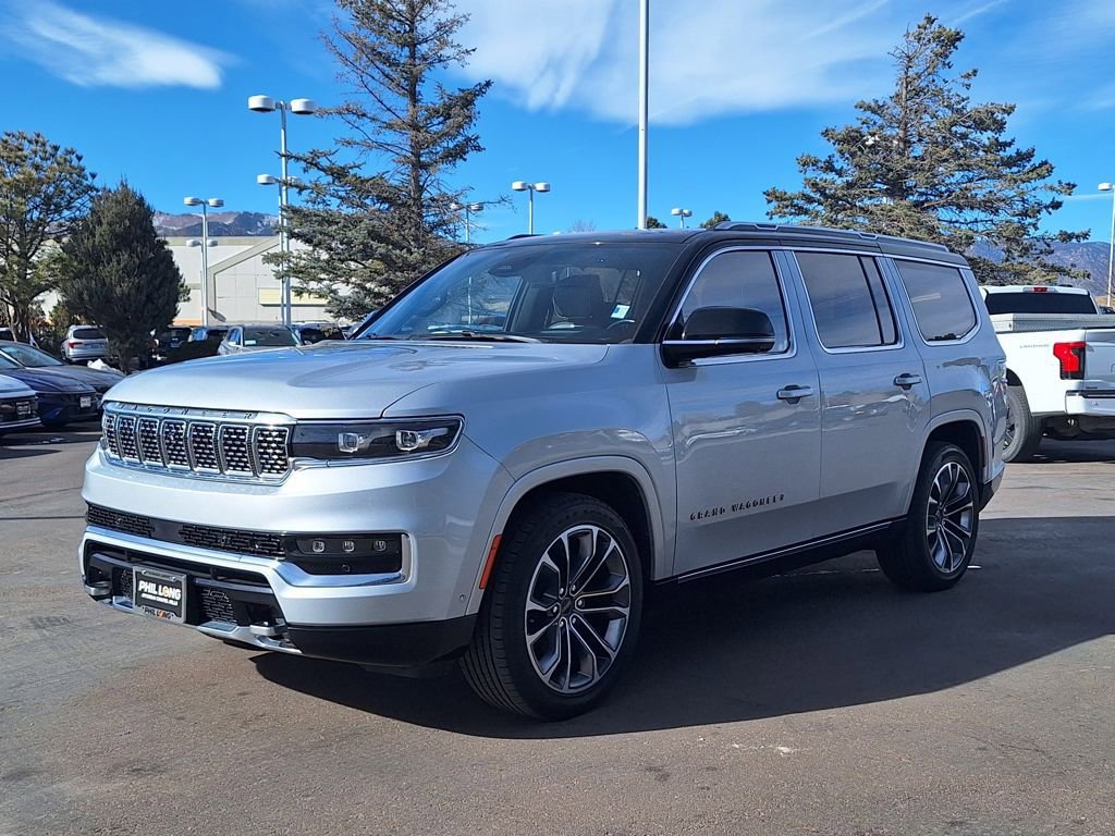 Used 2023 Jeep Grand Wagoneer Series III w/ Rear-Seat Entertainment Group image 7