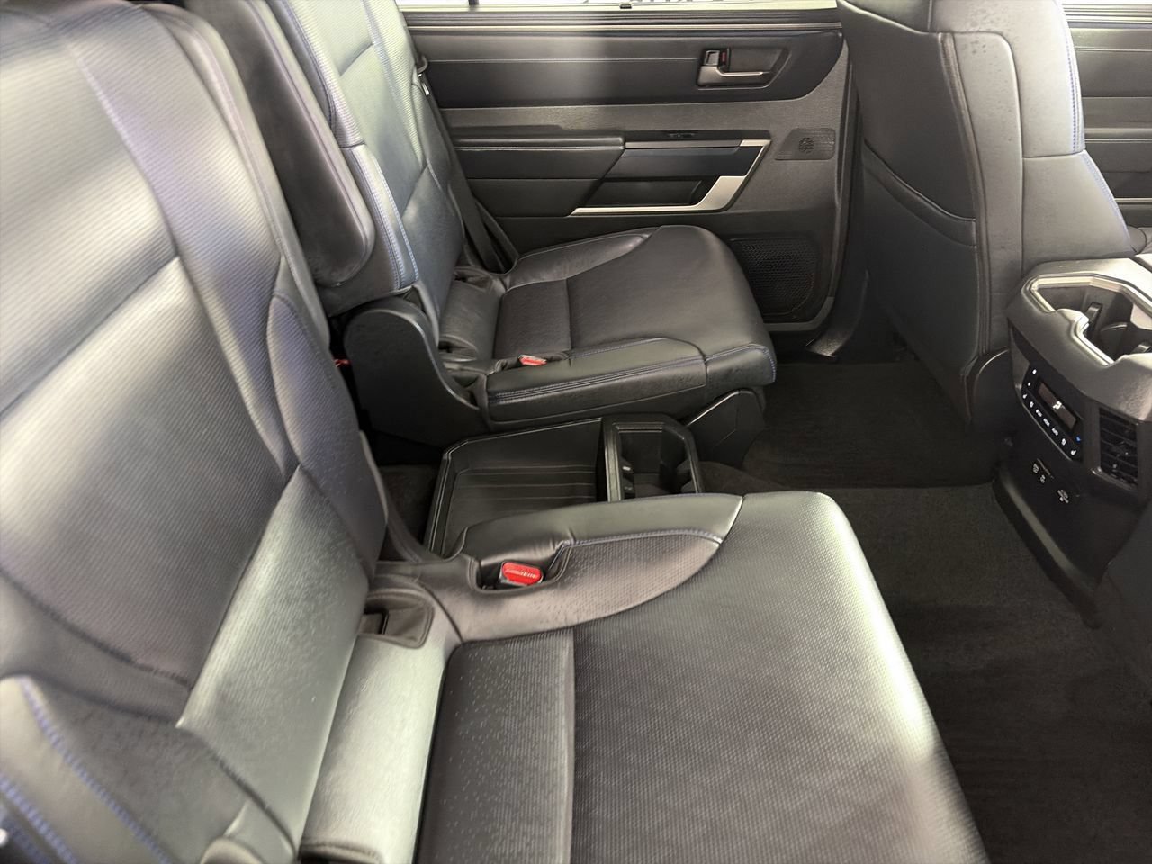 Used 2026 Toyota Sequoia Platinum AWD/4WD image 24