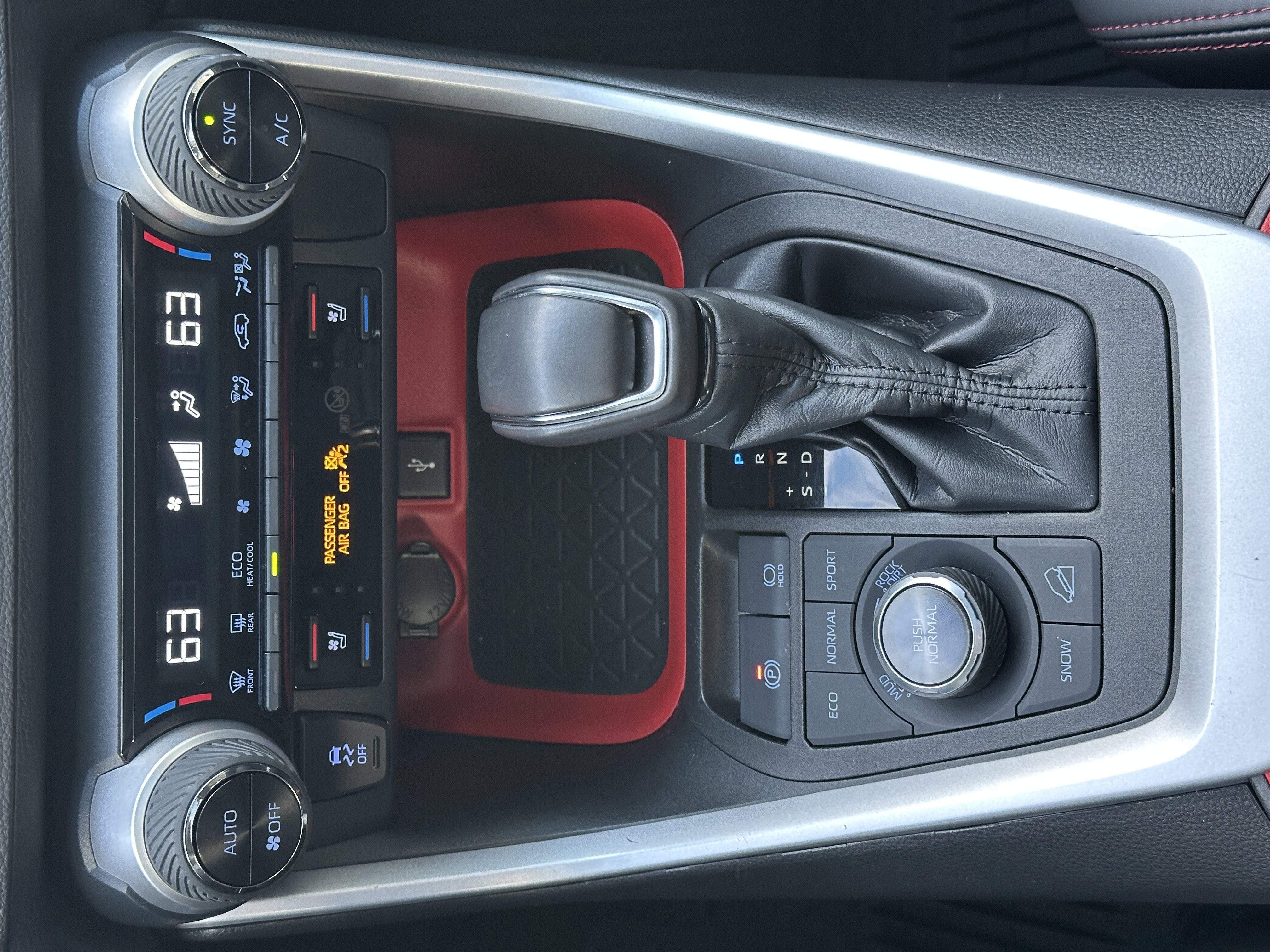 Used 2021 Toyota RAV4 TRD Off-Road image 33