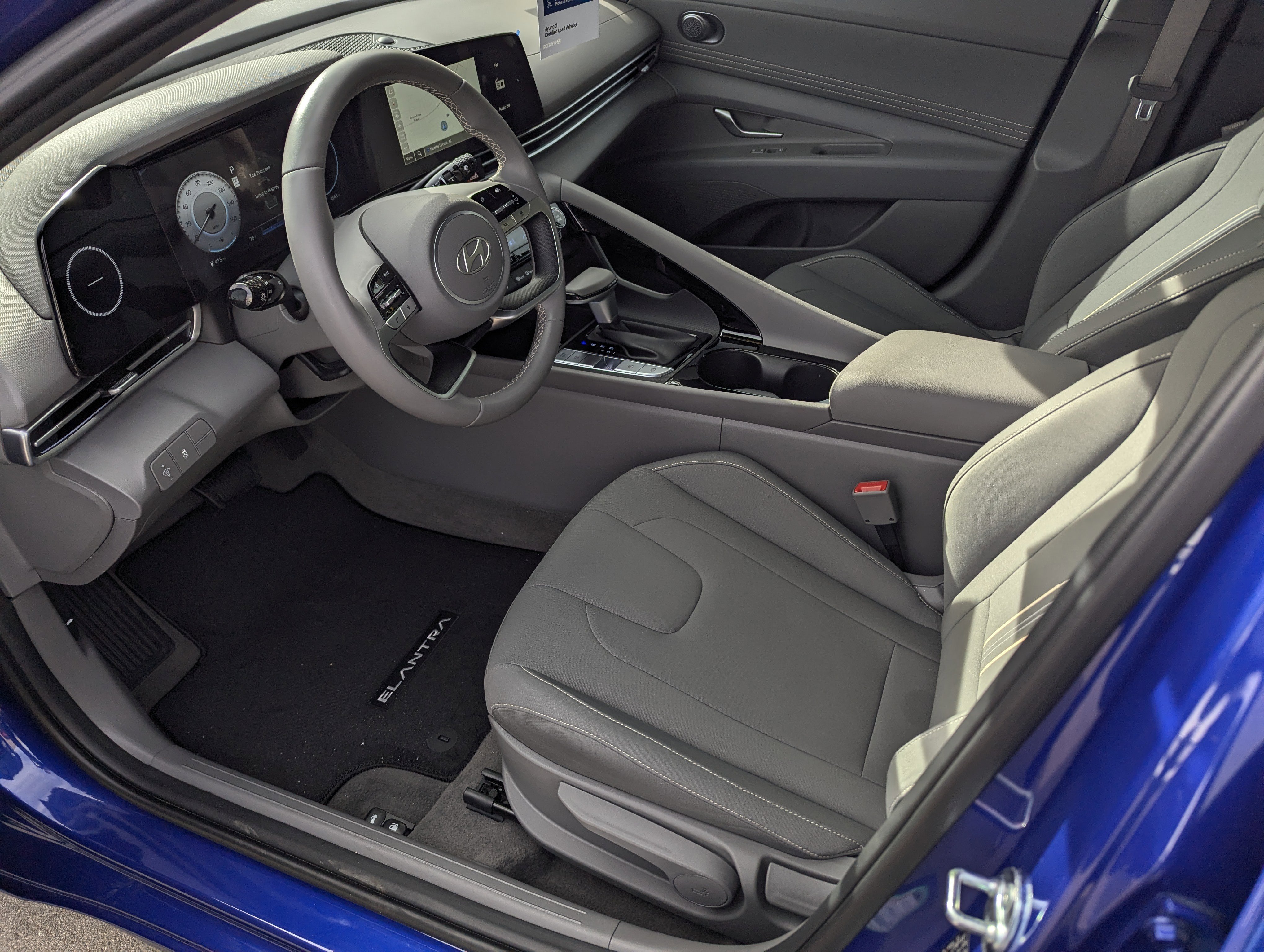 Certified 2025 Hyundai Elantra SEL image 9